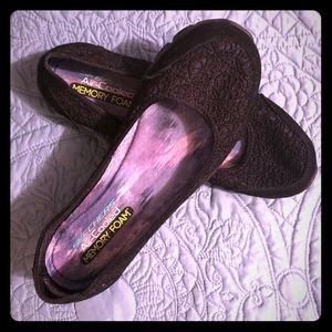 Sketcher black flats with memory foam size 8.5